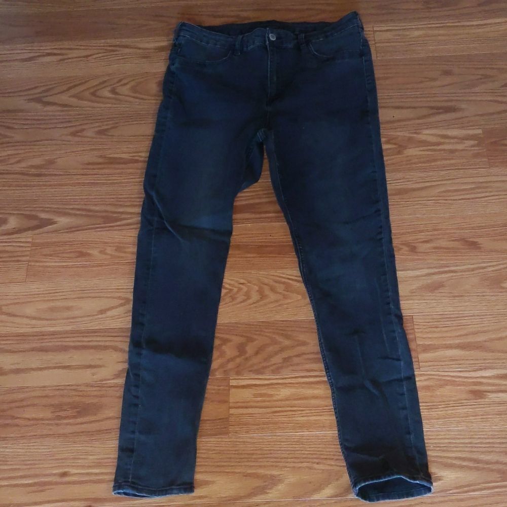 Divided black stretch skinny jeans Sz 14
